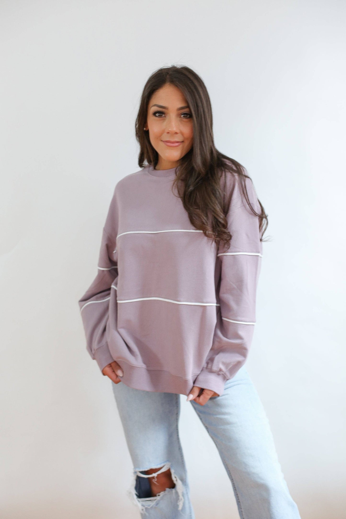 Relaxed Fit Invisible Zipper Breastfeeding Sweatshirt with Piping
